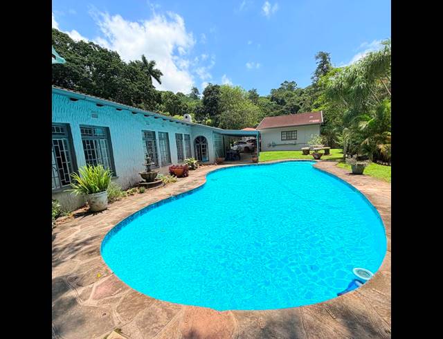 4 BEDROOM HOUSE FOR SALE IN PADFIELD PARK